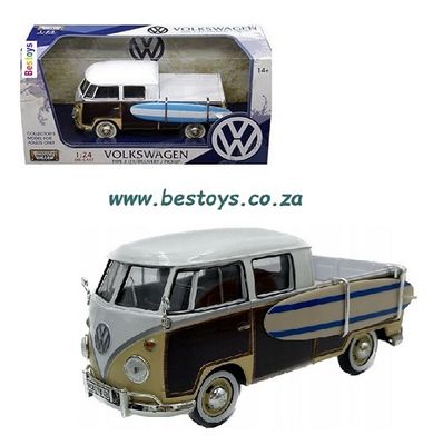 Motormax Motor Max 79560 VW Volkswagen Kombi T 1 T1 Double Cab Pickup + Surfboard 1/24 scale