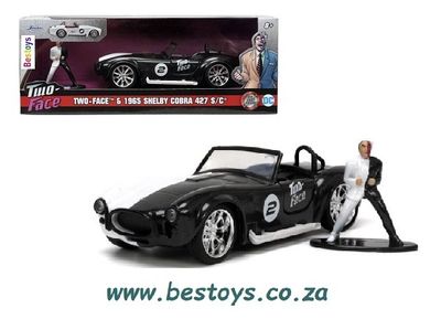 JADA Diecast Model Car33091 Hollywood Shelby Cobra 427 SC 1965 + Two Face Figurine DC 1/32 scale