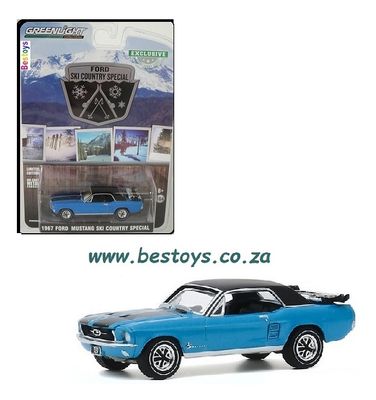 Greenlight Exclusive Ford Mustang Ski Country Special 1967 + Skis 1/64 scale