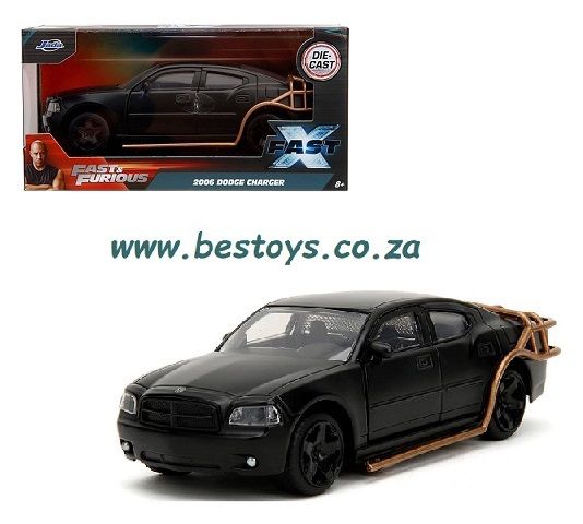 JADA Car 33374 Dodge Charger 2006 Heist Car Fast &amp; Furious Movie Film TV 1/32 scale