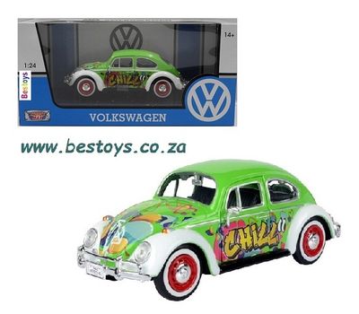 Motormax Motor Max Car 79598 VW Volkswagen Beetle 1300 1966 Graffiti 1/24 scale