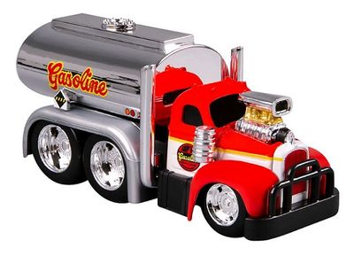 Maisto Muscle Machines Work Rig Mack B 61 B61 Gasoline Tanker 1953