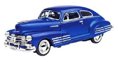 Motormax Motor Max 73200 Chevy Chevrolet Aerosedan Fleetline 1948 1/24 scale
