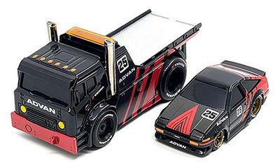 Maisto Muscle Machines Transport JDM Flatbed Recovery Truck + Toyota Trueno Sprinter AE86 1983 "Advan"