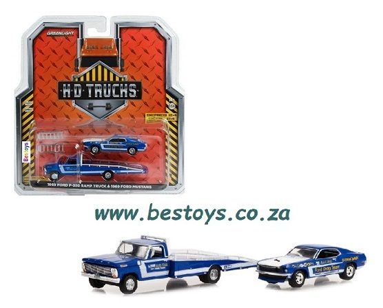 Greenlight Truck Series 33240 Ford F 350 F350 Ramp Truck 1969 &amp; Ford Mustang 1969 + ramps