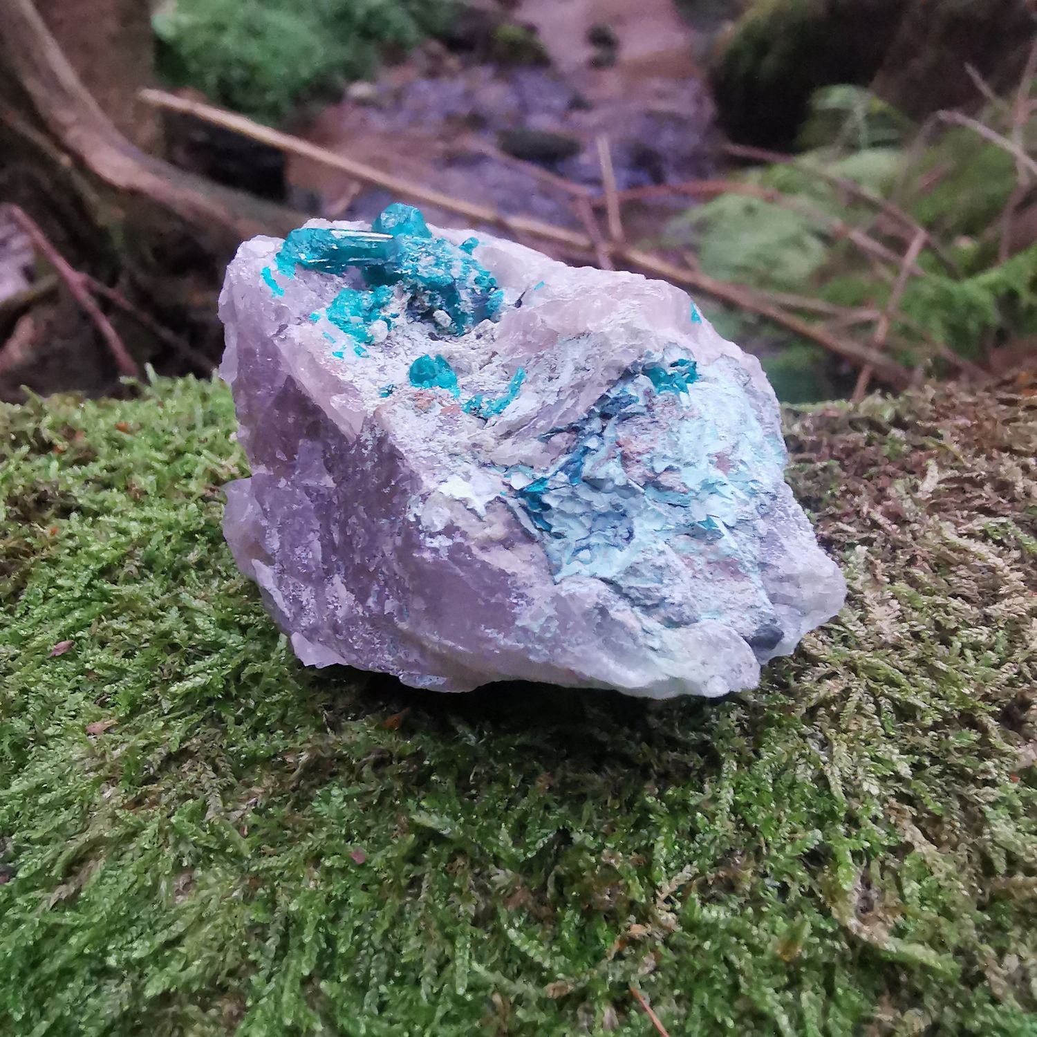 Dioptas xx -Rohsteine, Mineralien, Kristalle, Edelsteine
