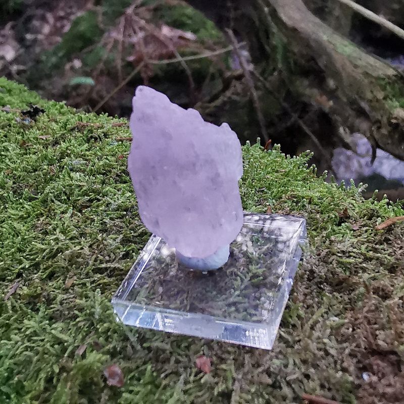 Kunzit - Mineralien, Kristalle, Edelsteine, Heilsteine, Rohsteine Kunzit - Mineralien, Kristalle, Edelsteine, Heilsteine, Rohsteine