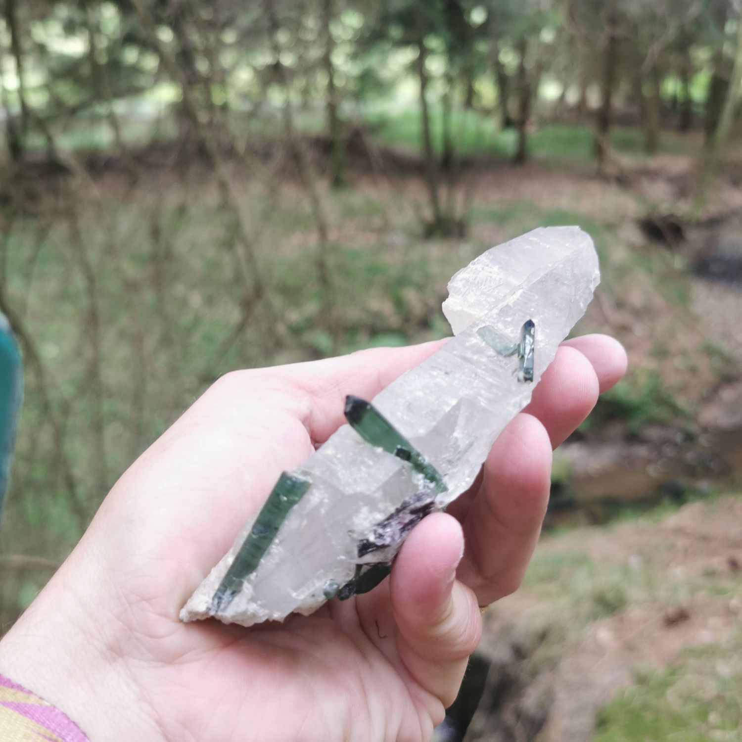 Turmalin - Quarz - Mineralien, Kristalle, Rohsteine