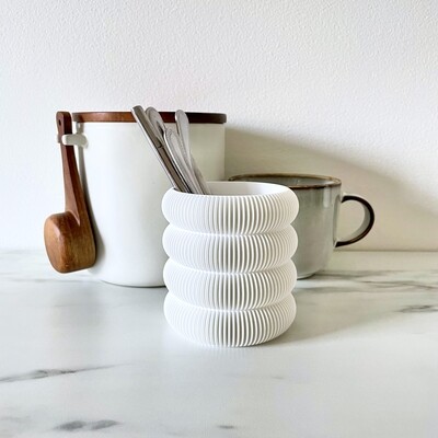 CURV Pen Holder