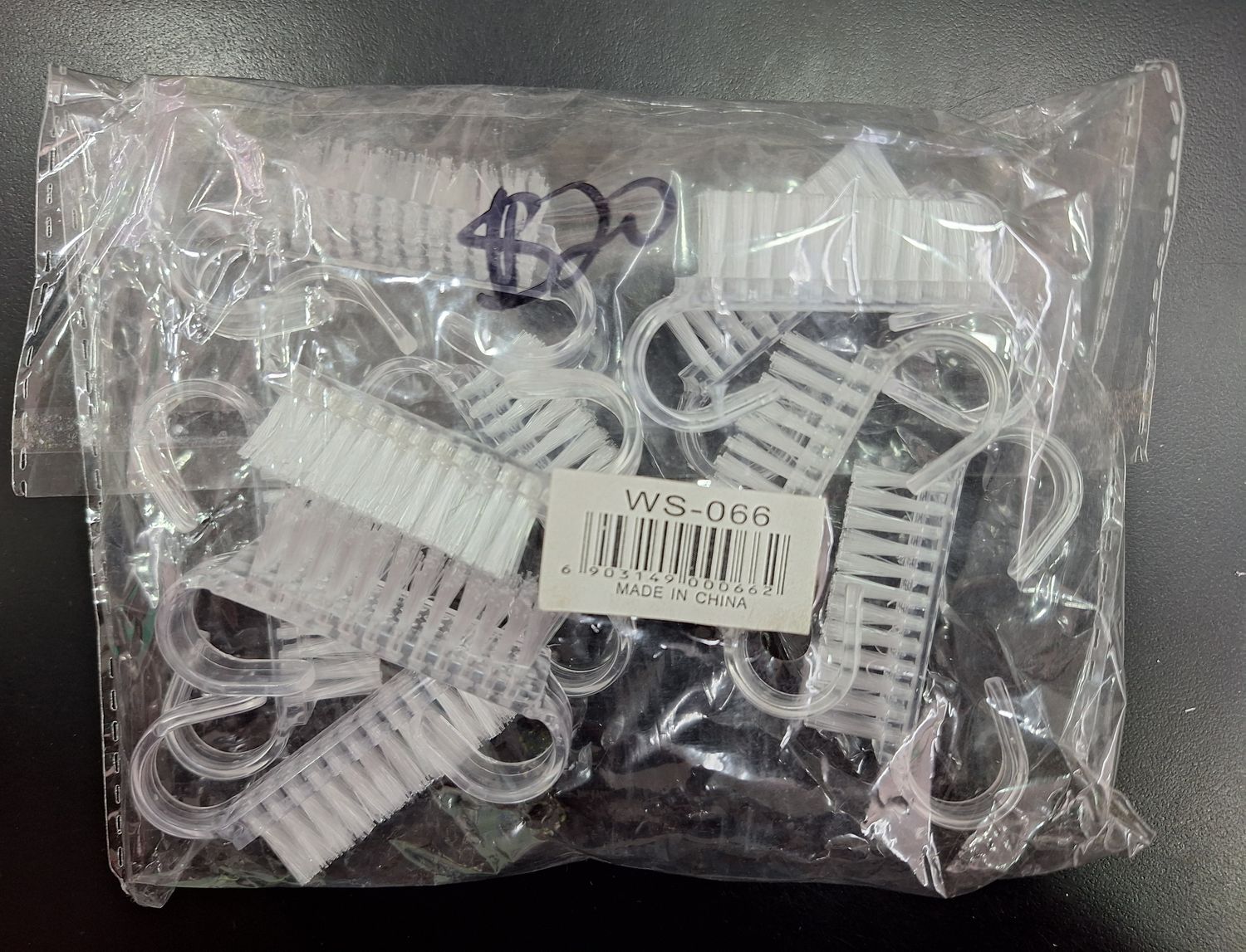 DISPOSABLE MANICURE BRUSH WS-066