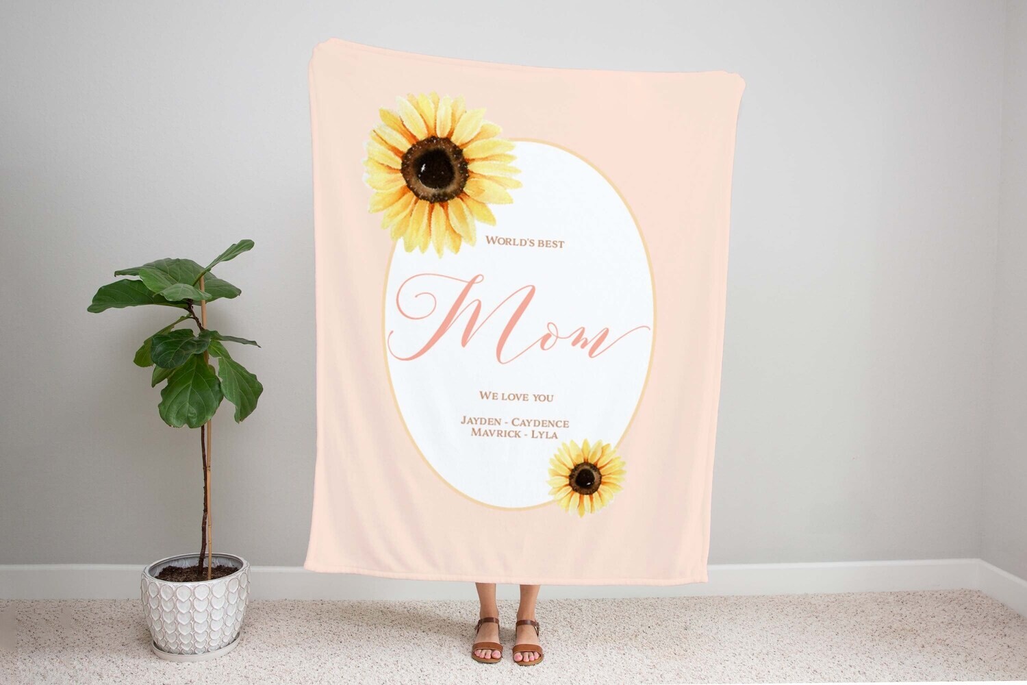 Personalized Custom Best Mom Pink Sunflower Floral Mothers Day Child Name Gift For Mom, Personalized Custom Name Blanket Best Mom Gift Idea