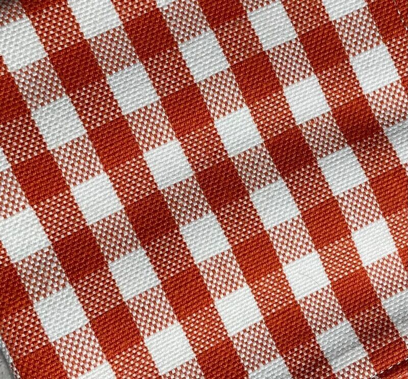 Picnic  Red