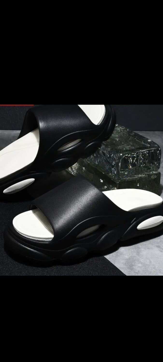 Men easy and fashionable summer slippers