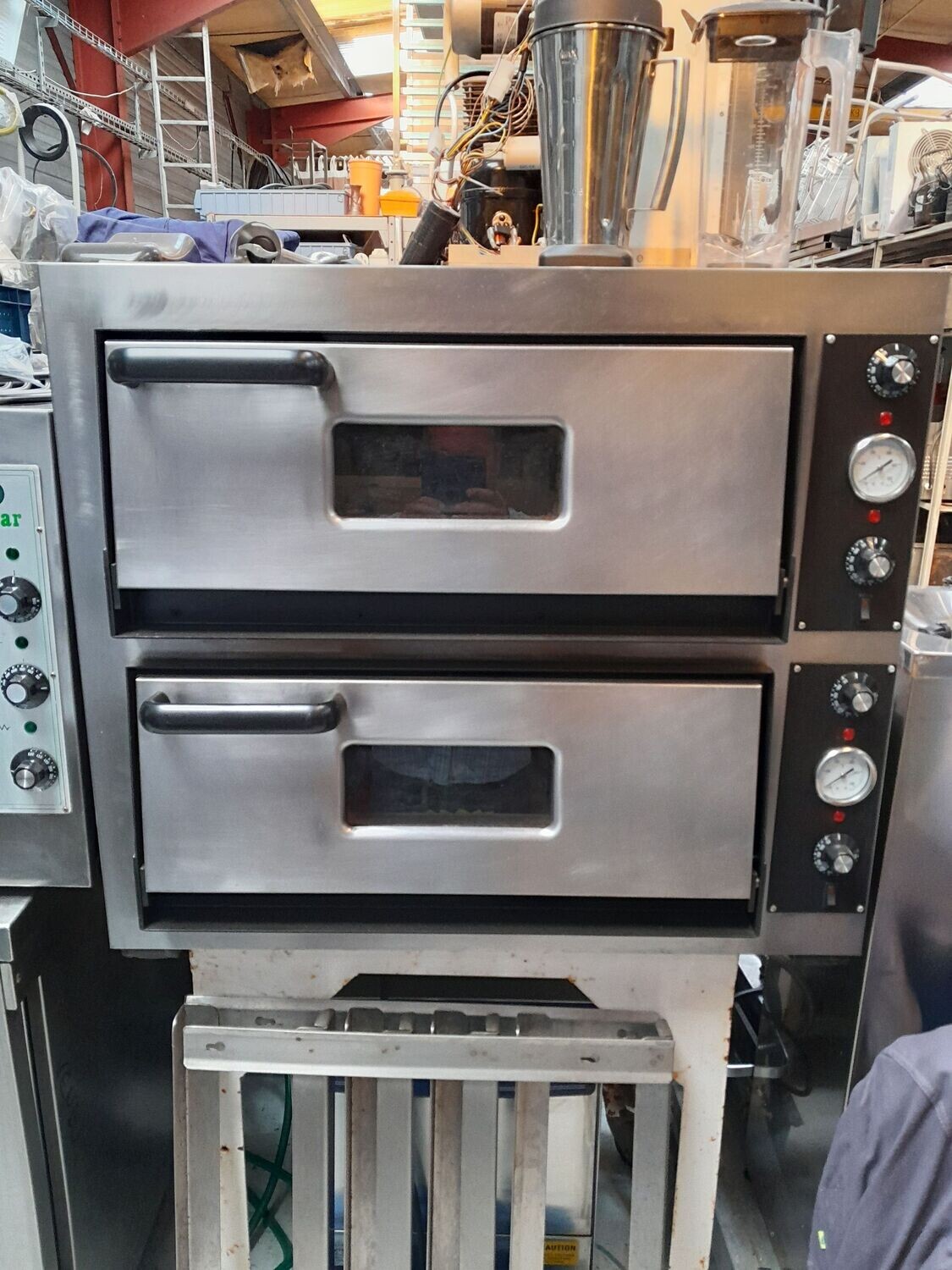 Four à pizza