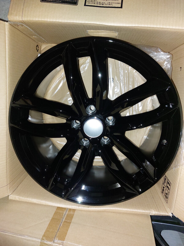 Gloss Black