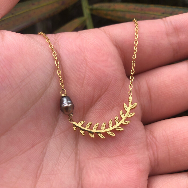 Hanihei Necklace 18k gold vacuum plated 