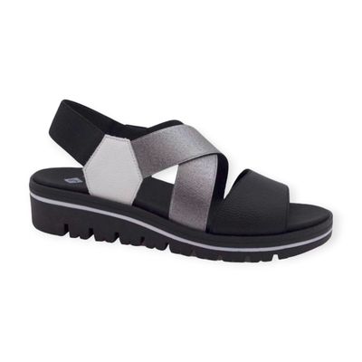 Piesanto  
Sandales noires avec élastiques