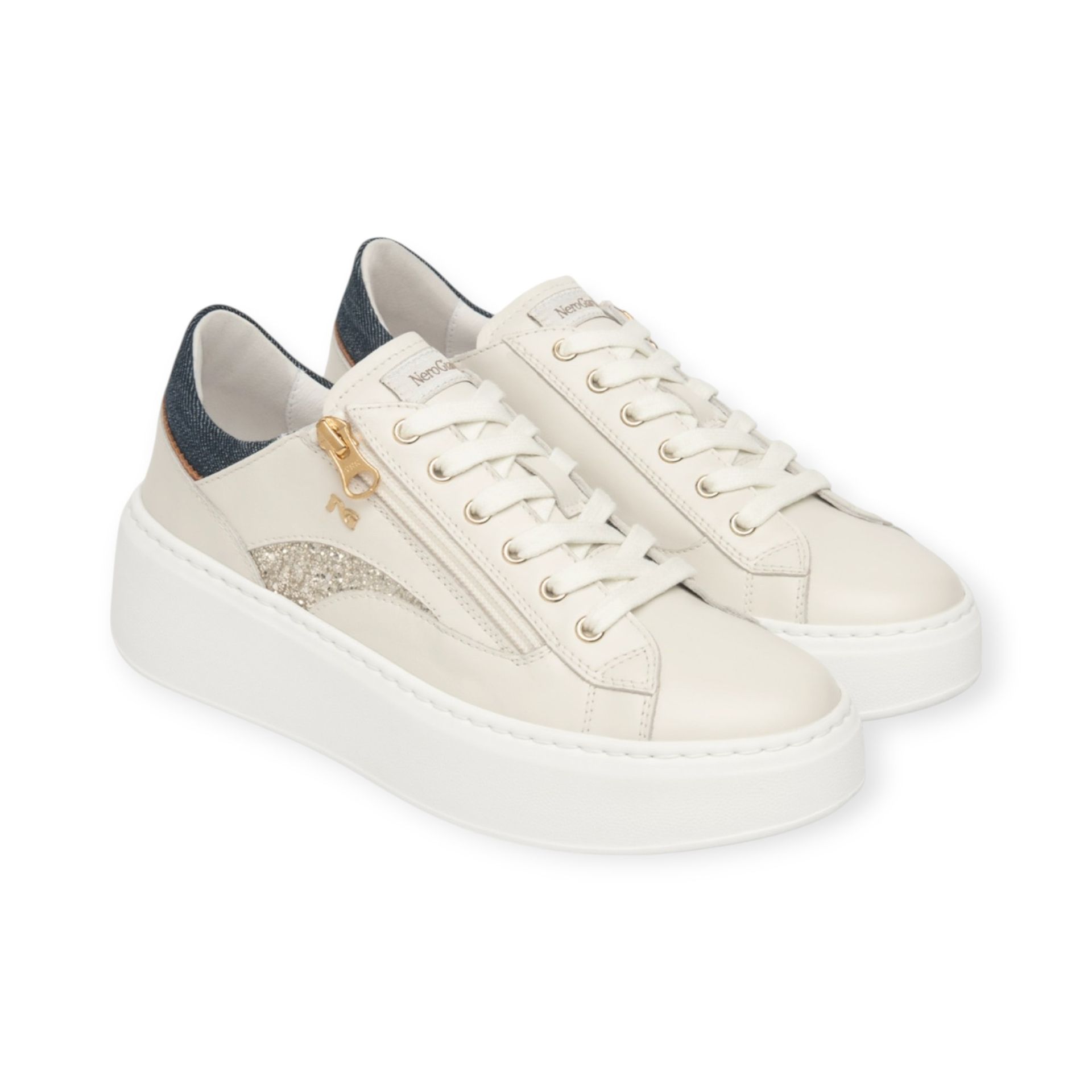 NeroGiardini Sneakers cuir beige/jeans foncé