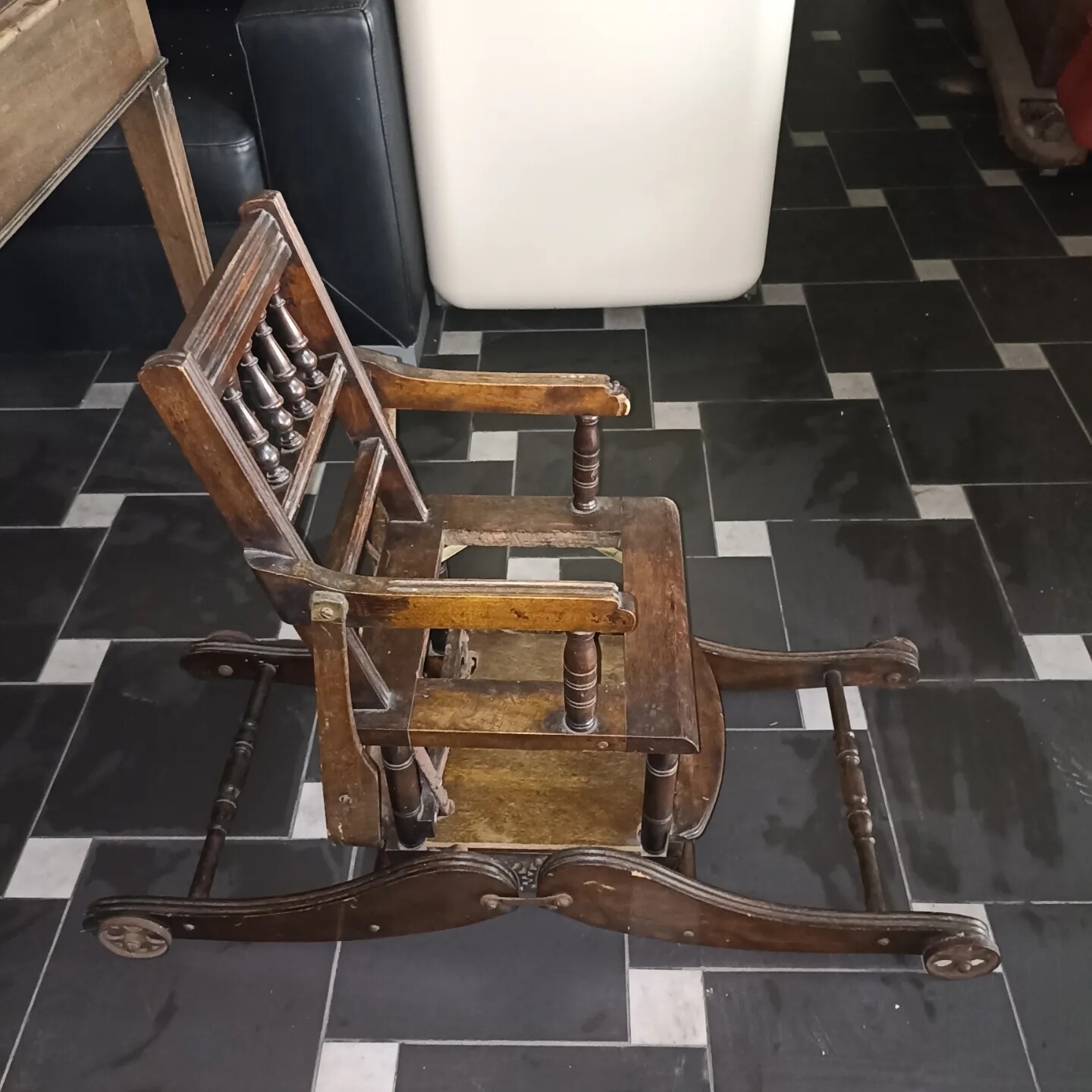  Seggiolone bambino Vittoriano antico