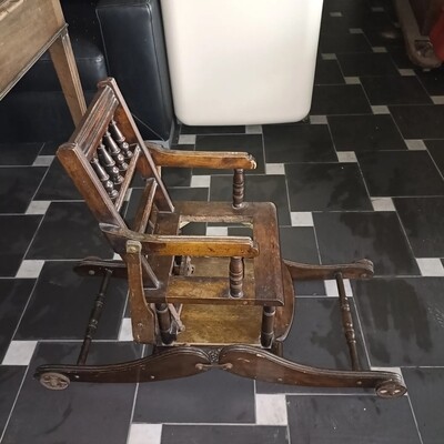  Seggiolone bambino Vittoriano antico