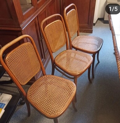 sedia thonet paglia