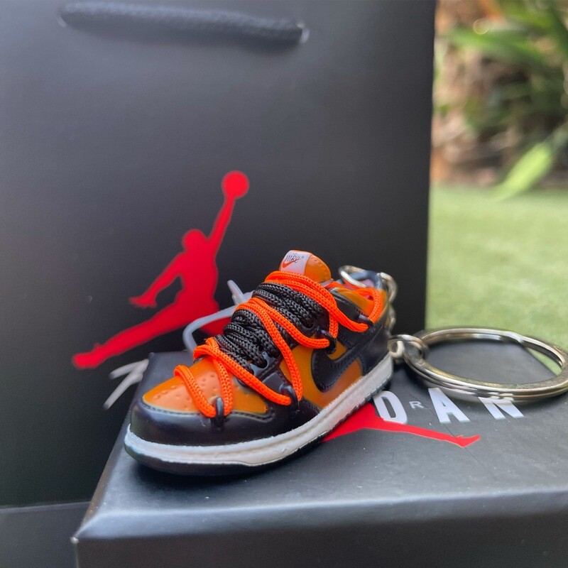 Dunk Low OFF White &quot;Michigan&quot;