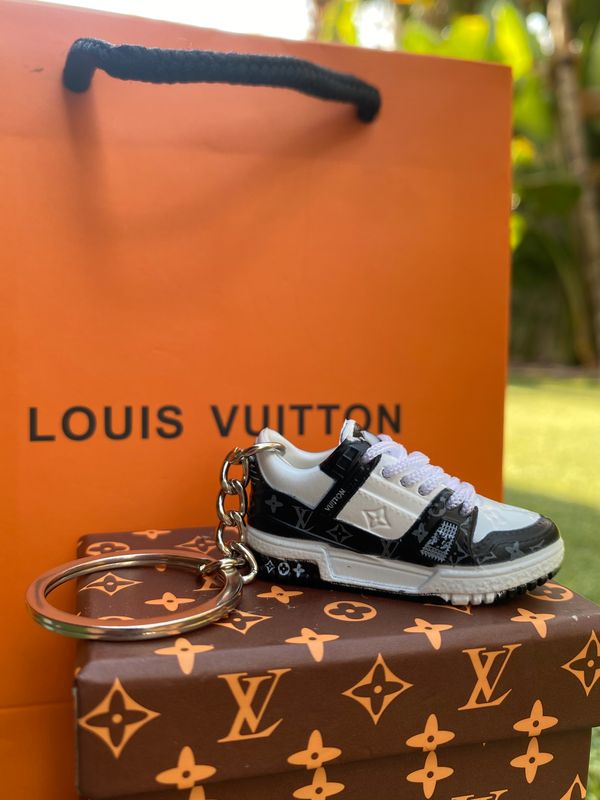 Louis Vuitton LV Trainer &quot; White / Black &quot;