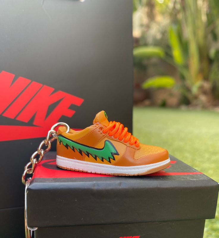 Nike SB Dunk Low &quot; Grateful Dead Bears Orange &quot;