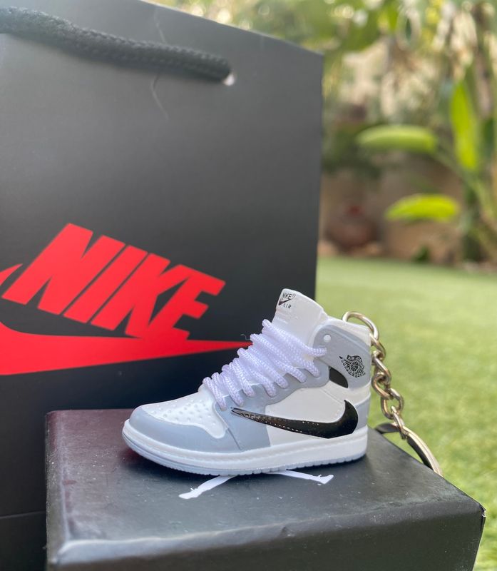 Air Jordan 1 High Travis Scott &quot; Grey/White&quot;