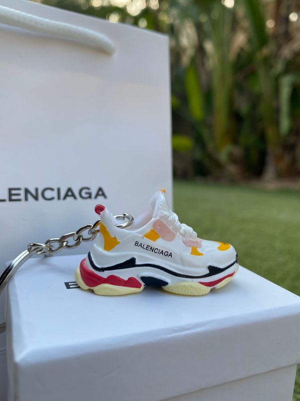 Balenciaga Triple s &quot; Cream Yellow Red&quot;