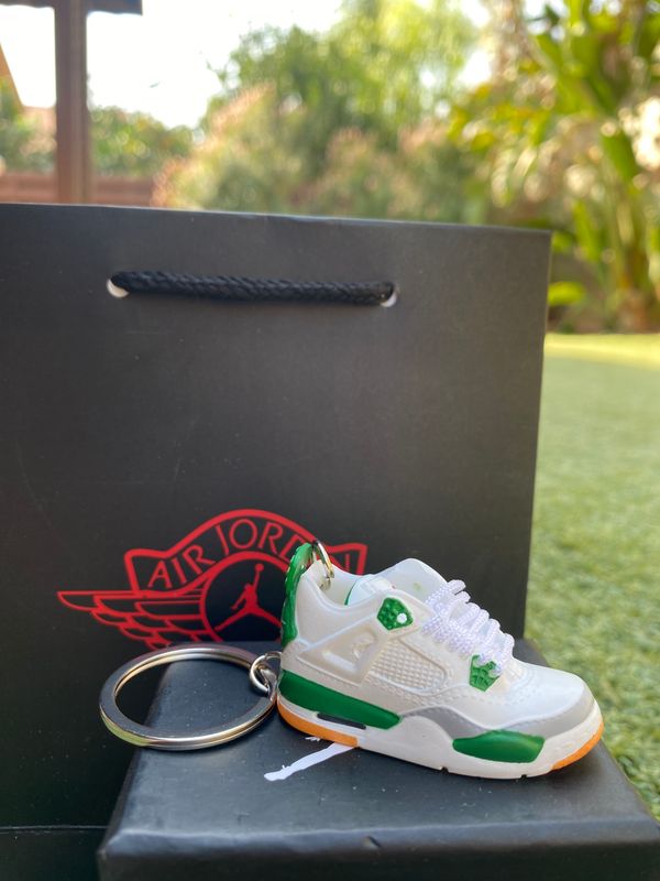 Air Jordan 4 Retro SB &quot; Pine Green&quot;
