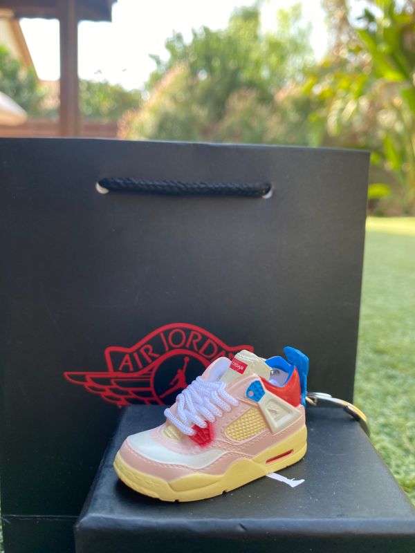 Air Jordan 4 Retro &quot; Union Guava &quot;