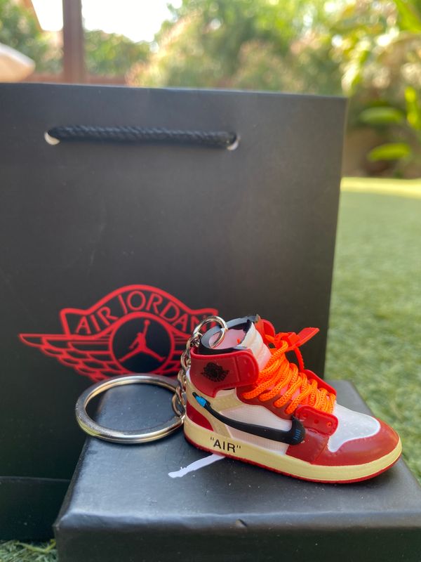 Air Jordan 1 Off White &quot; Team Red &quot;
