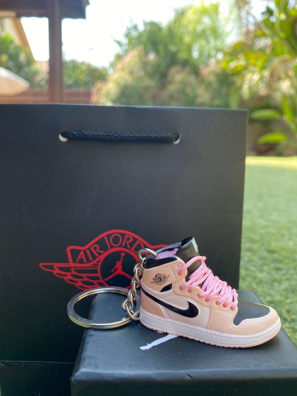 Air Jordan 1 High OG &quot; Pink/Black&quot;
