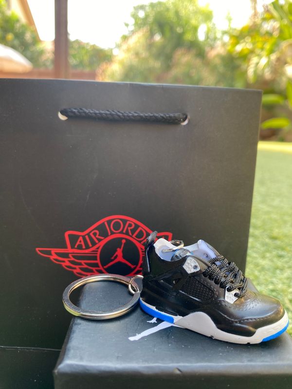 Air Jordan 4 Retro &quot; Black Royal &quot;
