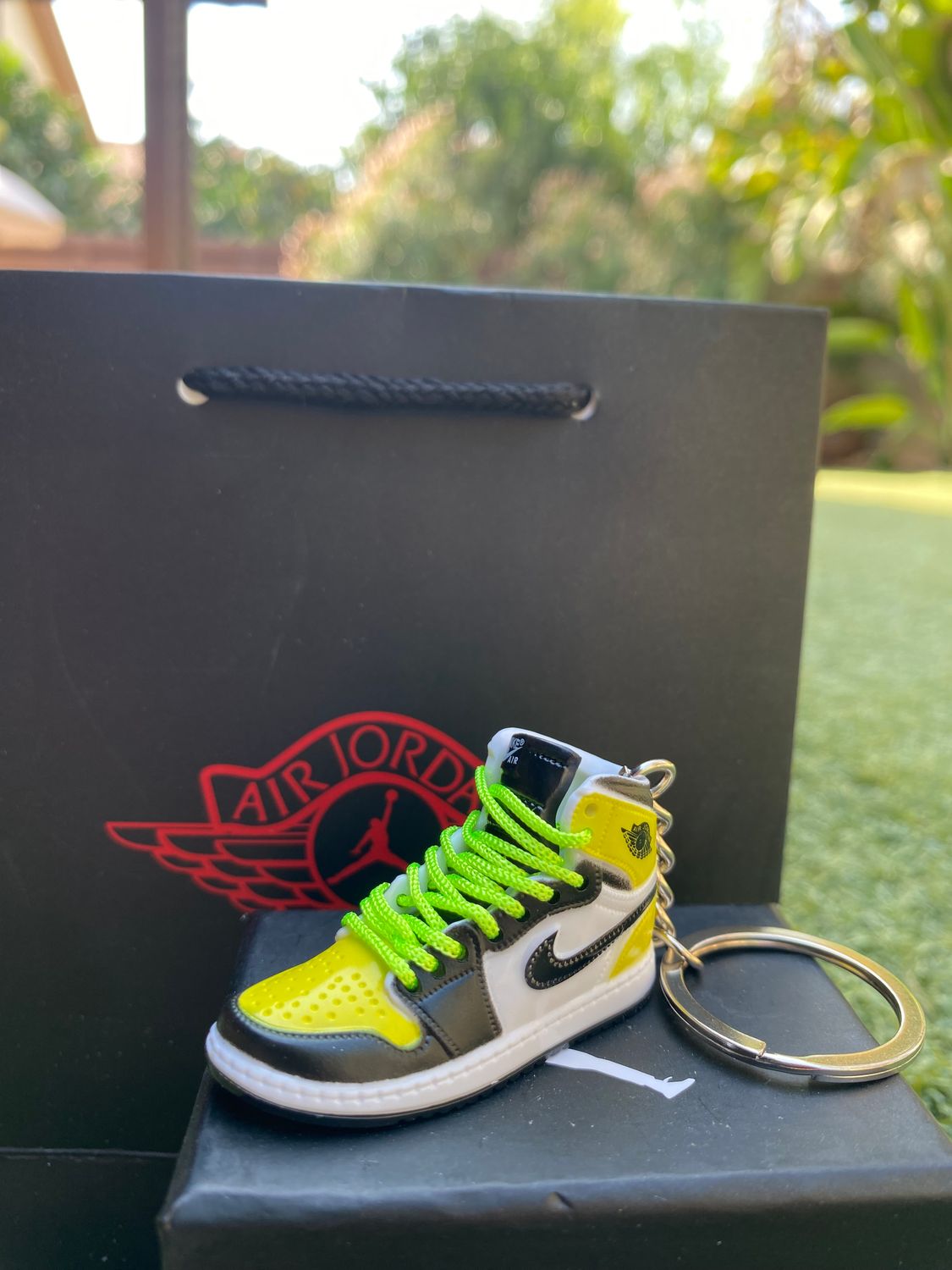Air Jordan 1 High &quot; Volt Gold &quot;