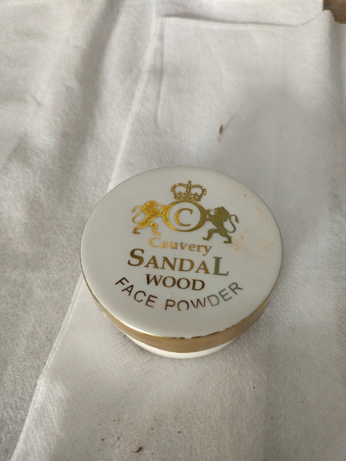Face Powder Cauvery Sandal Wood - 70g