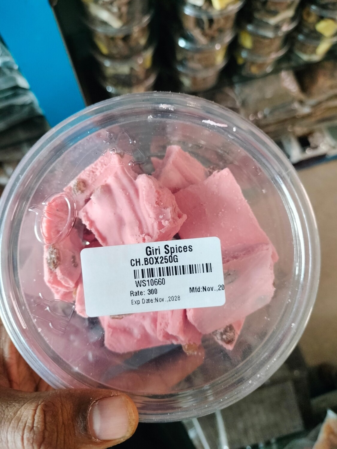 Strawberry flavoured chocolate  - 250g