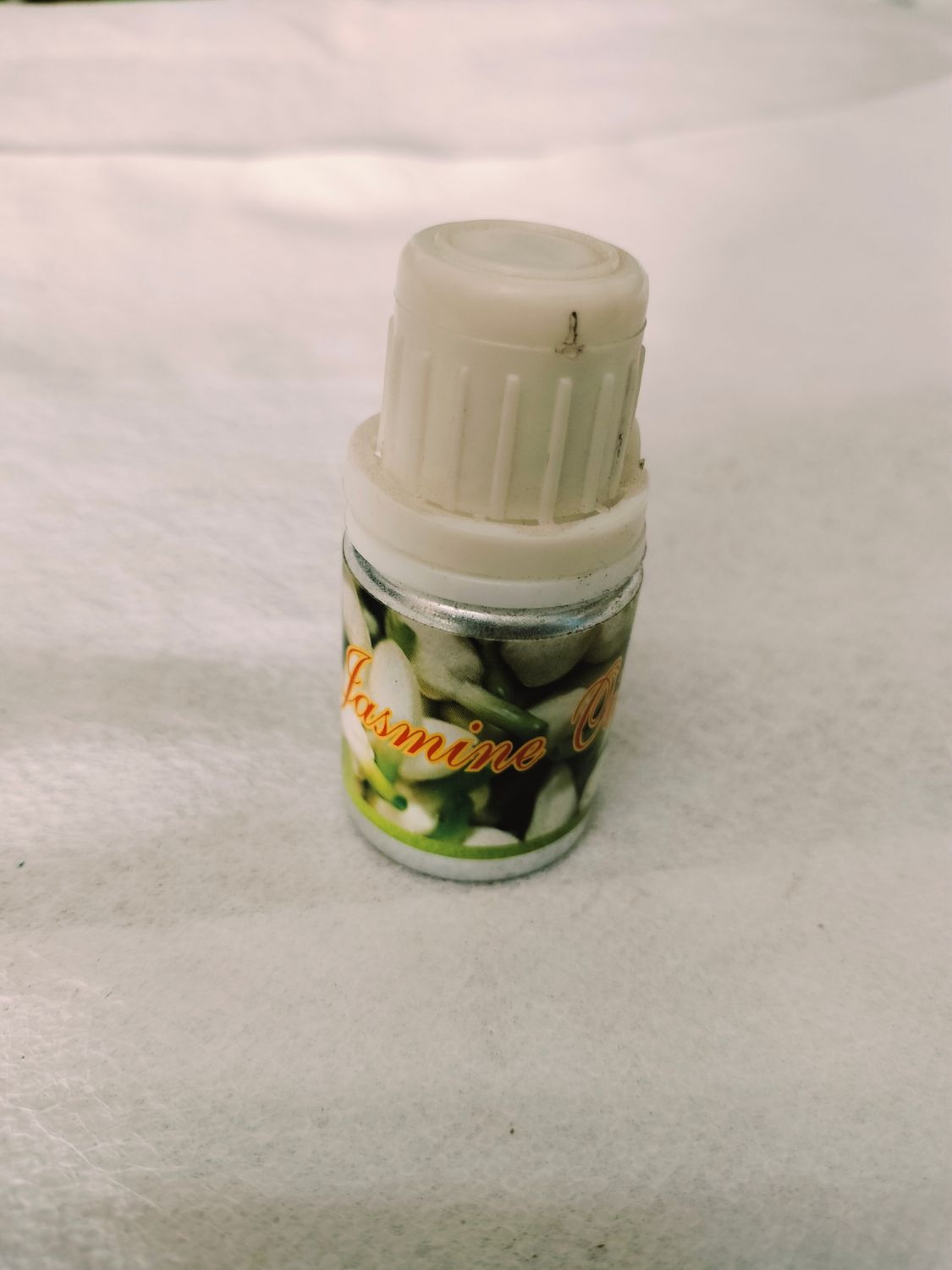 Giri spices Jasmine oil