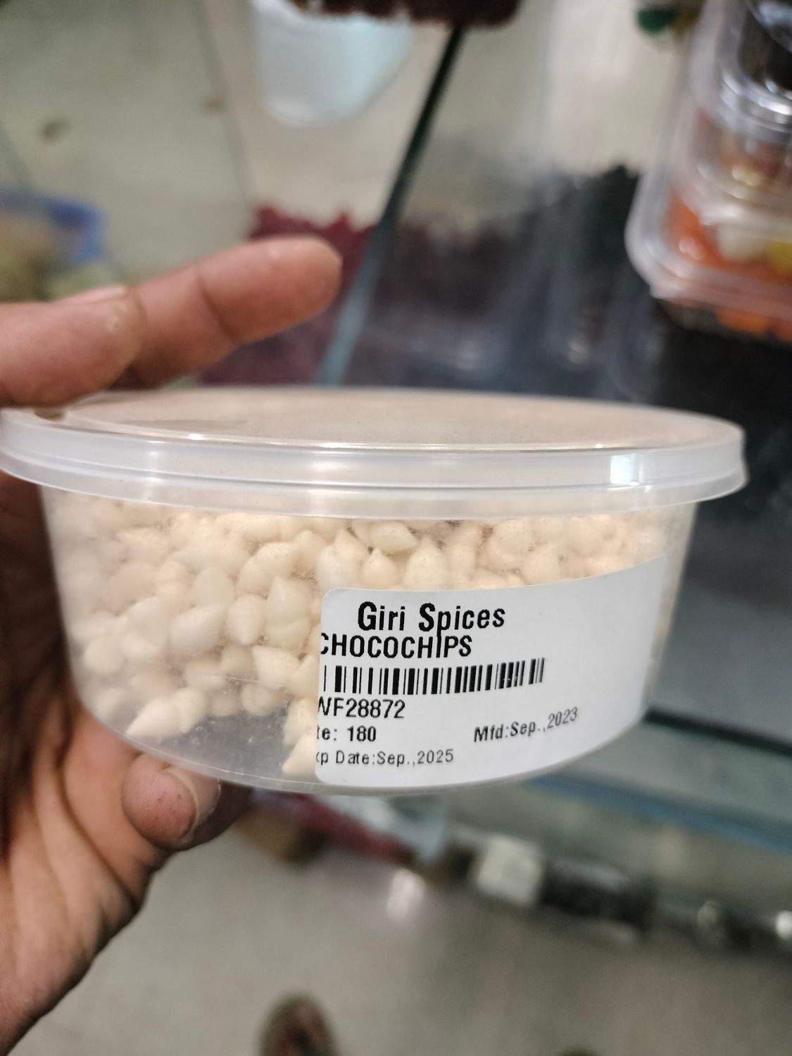 Giri Spices white choco chips - 100g