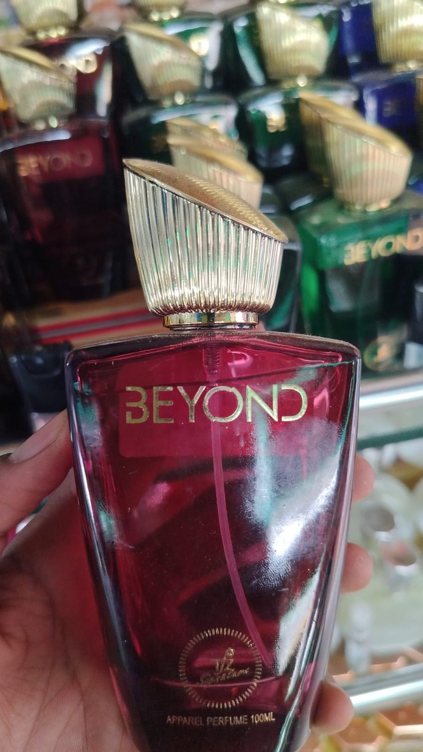 Signature Beyond Perfume Red - 100ml