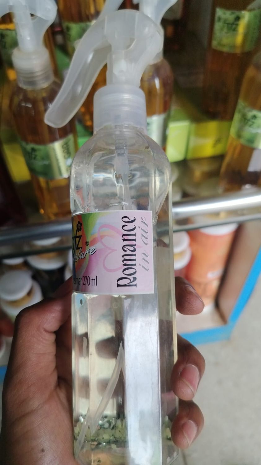 Signature Room Freshner Romance In Air - 270ml