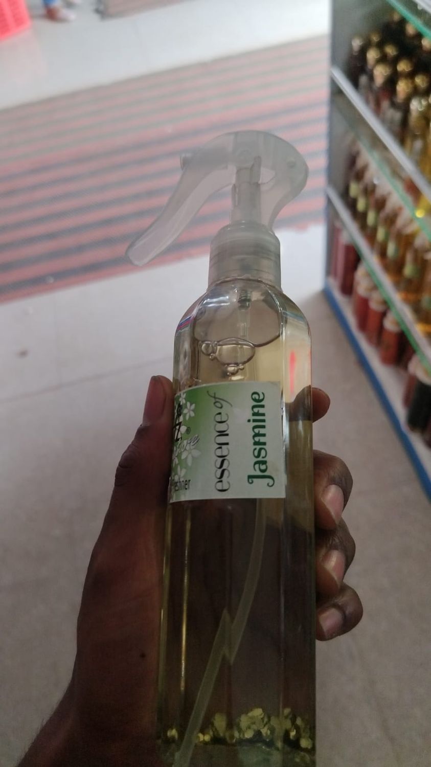 Signature Room Freshner Essence Of Jasmine - 270ml