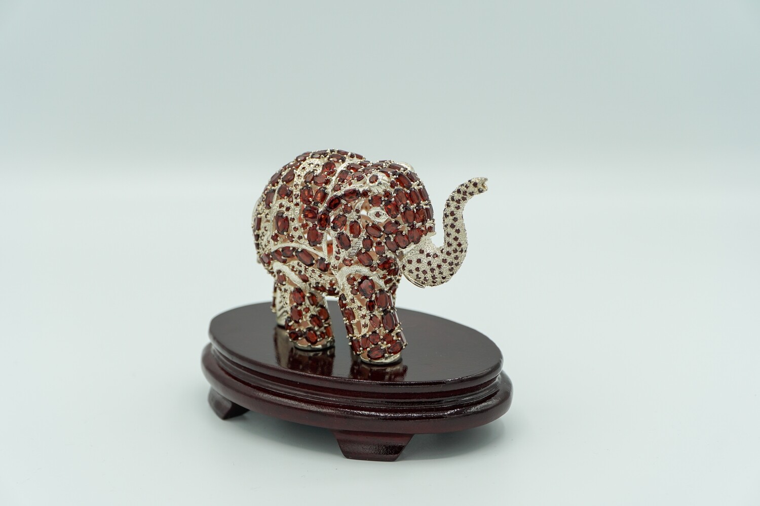 ELEPHANT FIGURINE, Metal SCULPTURE, Elephant Statue, Graceful Animal Silver Model Unique And Meaningful Addition For Indoor Beauty