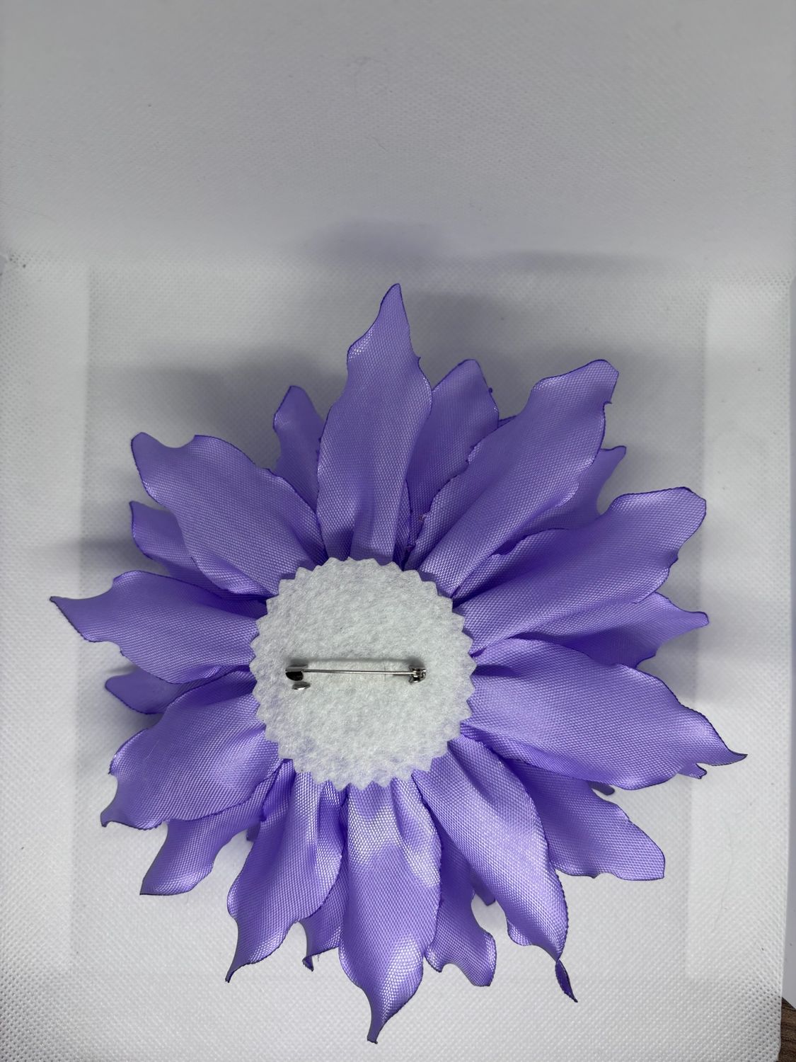 Volumetric decorative flower (possibility to choose the fastening.)