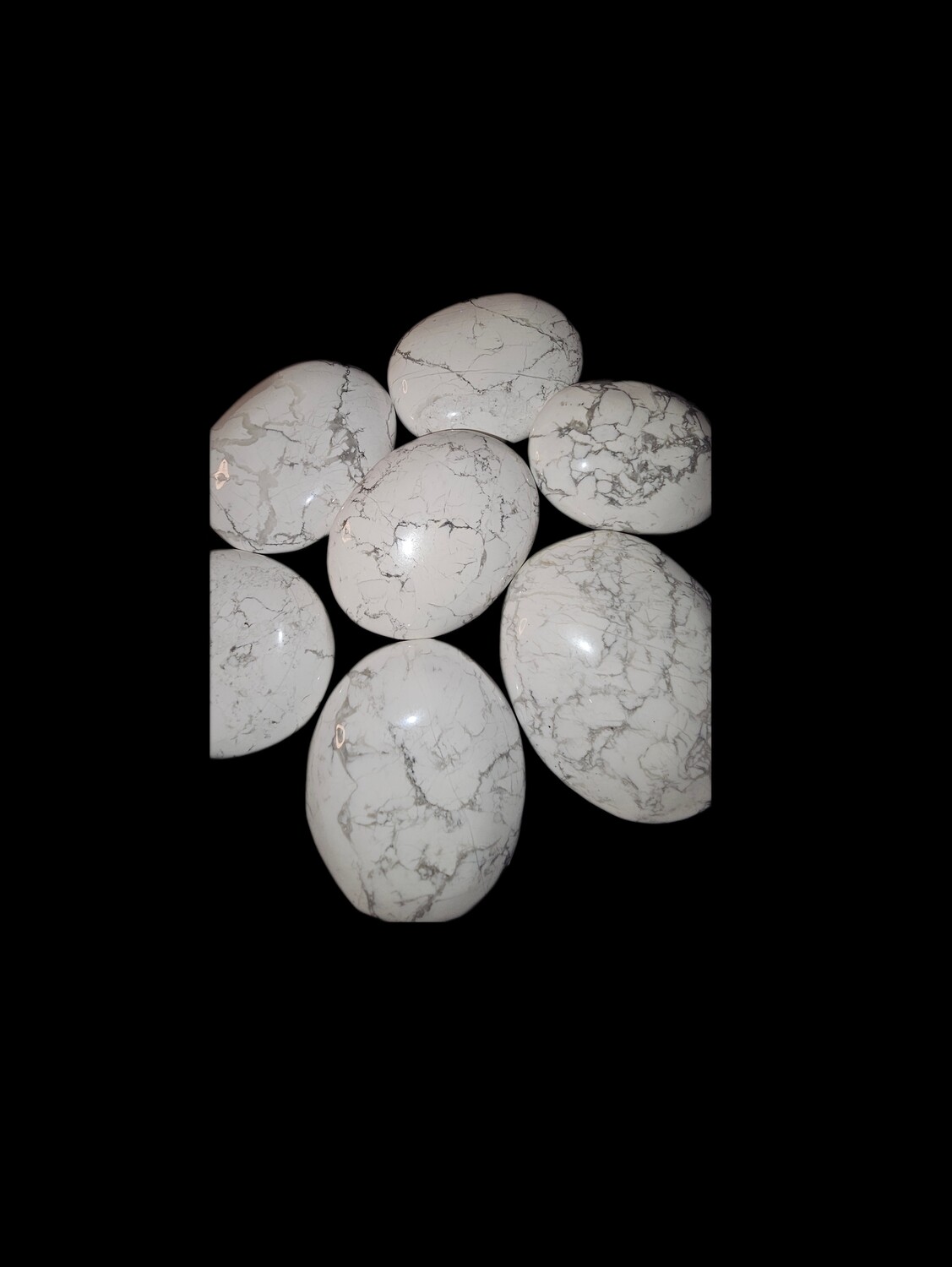 Palmstones Howlite