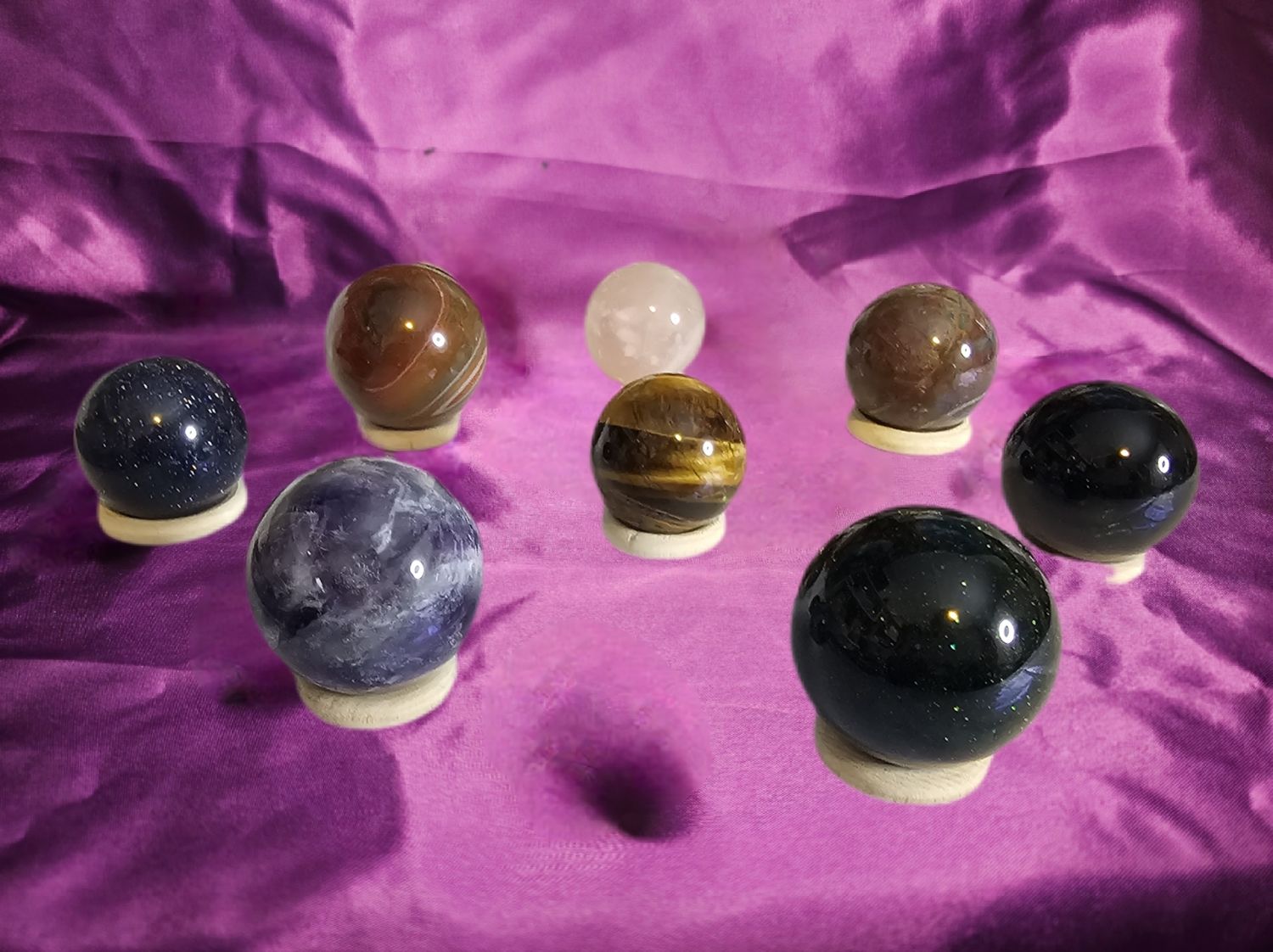 Mystery Sphere Pick M