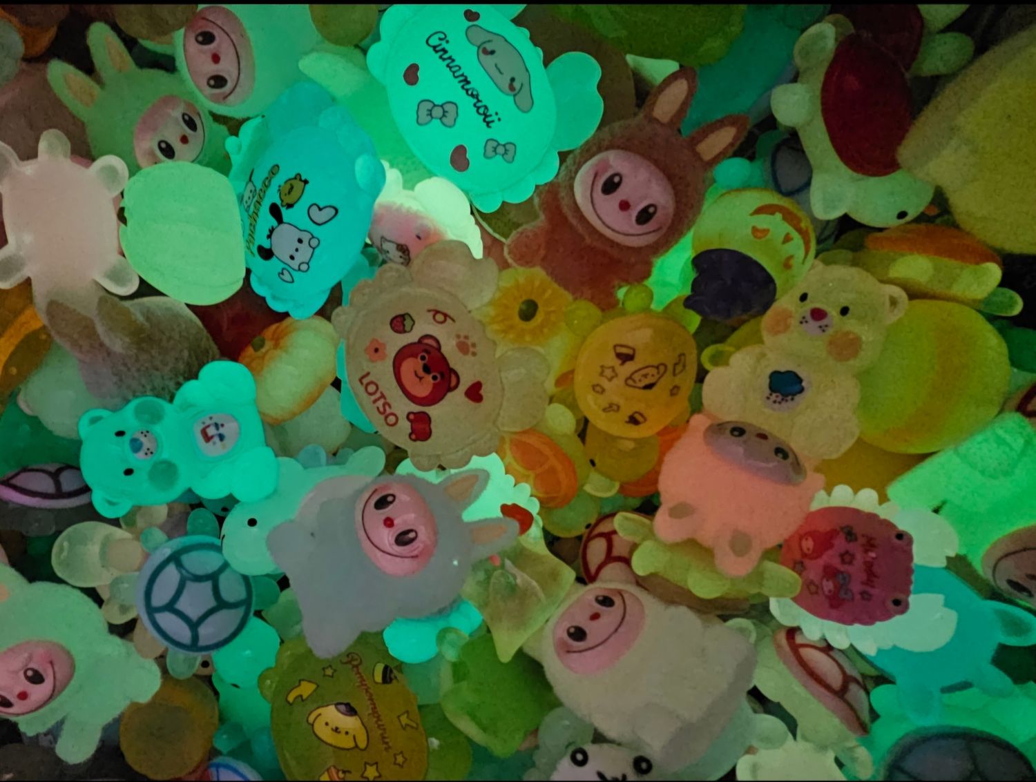 ***Luminous Characters Confetti***