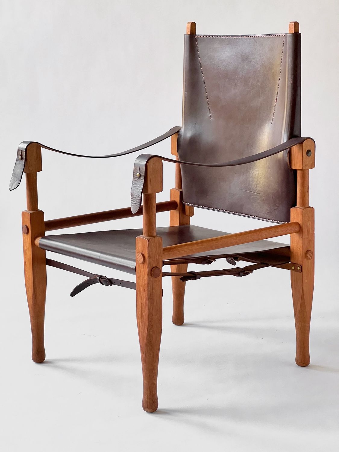 Oak and Leather Safari Chair by Wilhelm Kienzle for Wohnbedarf - Switzerland 1950s