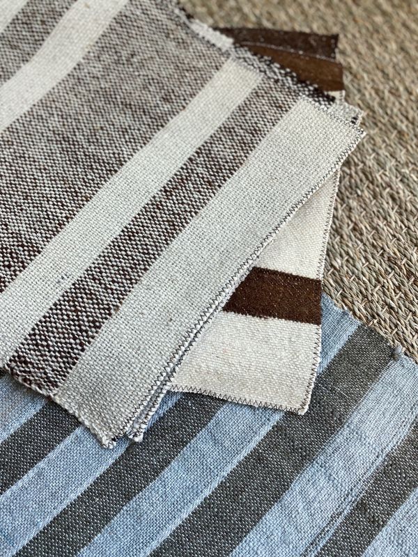 Pomak Placemats